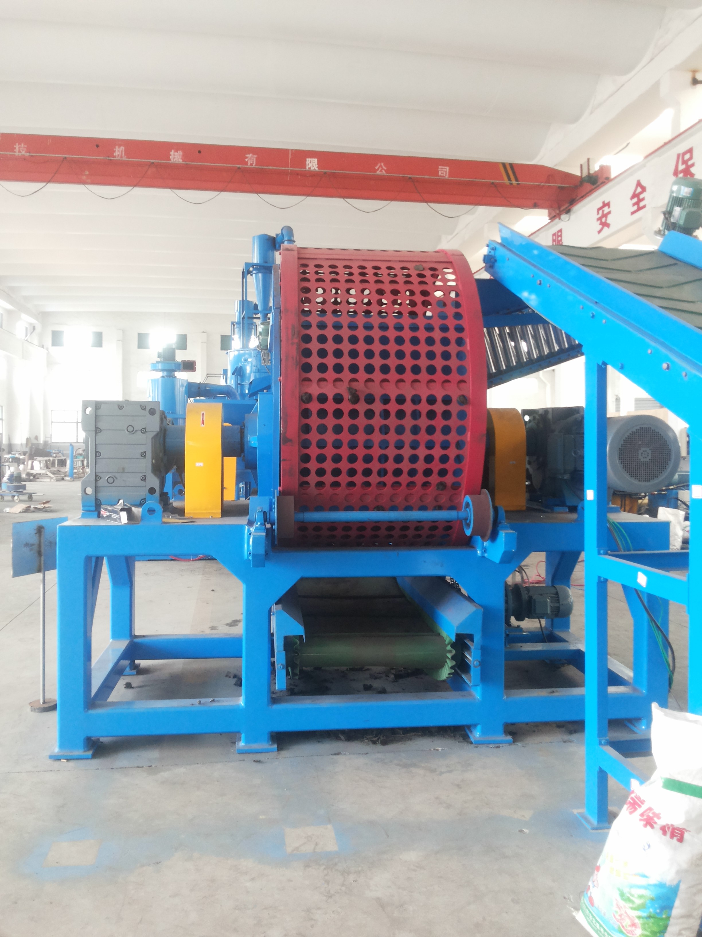 Used Tire Shredder Tire Crusher Tyre Cutter Tyre Shredding Equipment To 5cmFor Waste Tire Recycling Line