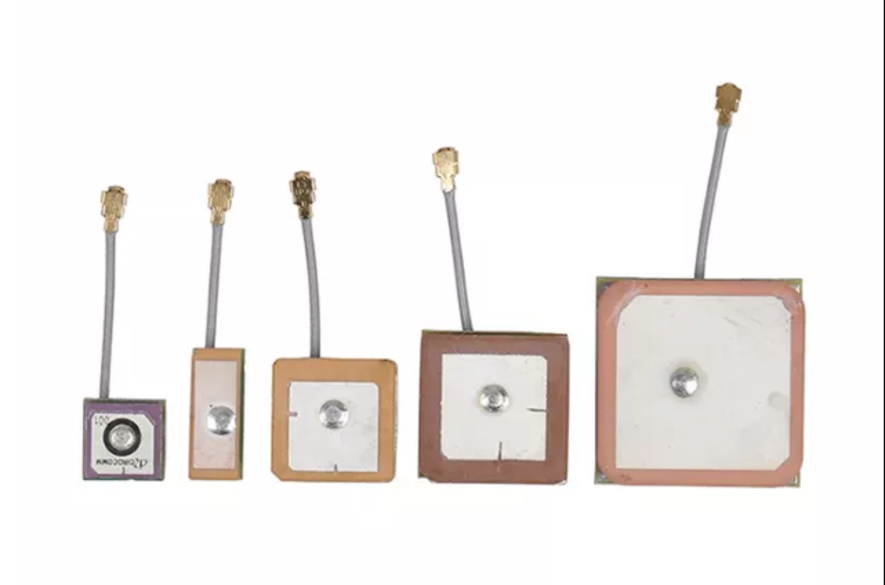 70g High Precision L1 L5 Dual Band GPS GNSS Satellite Positioning Active Ceramic Antenna