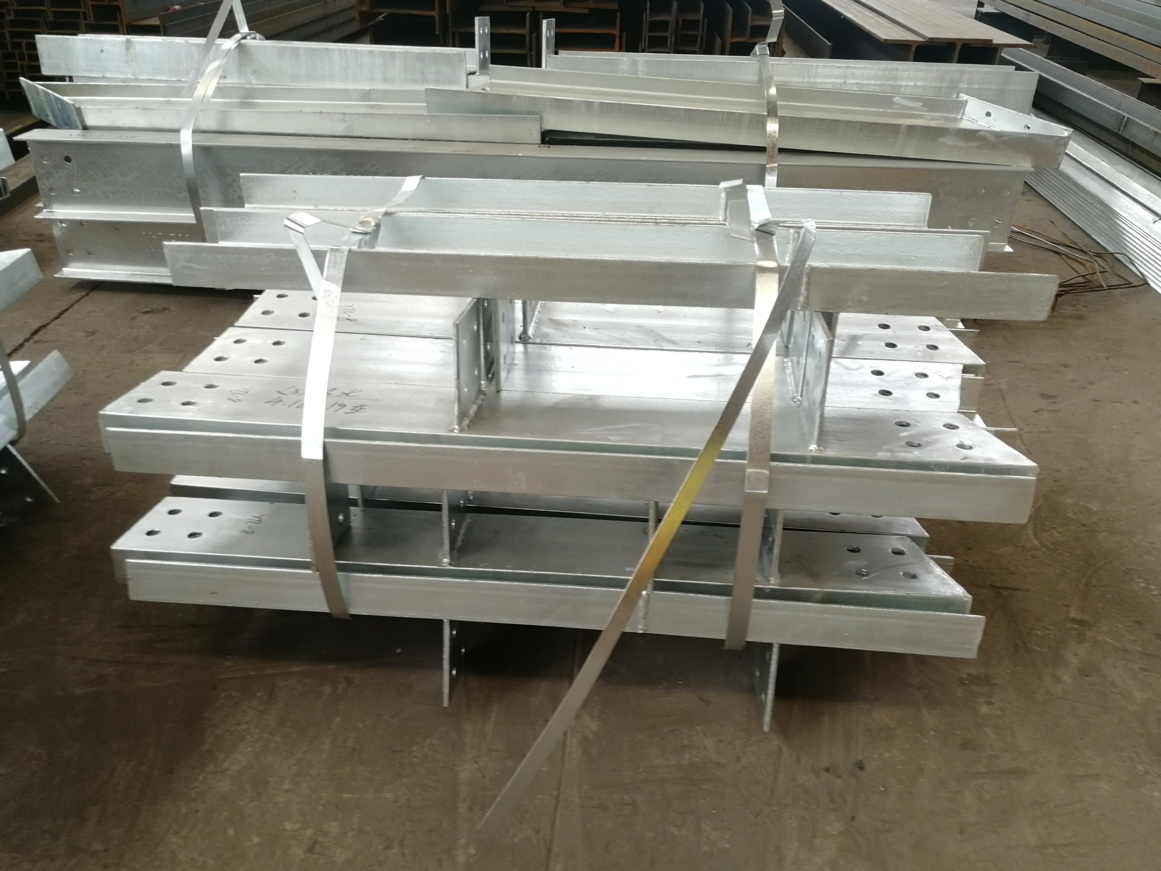 Noise Insulation Energy-Saving Structural Design Quick Construction Prefab/Prefabricated Metal Frame/Steel Structure Wor