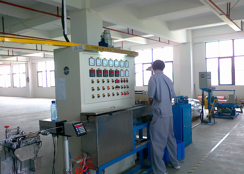 50×25 LSZH Ftth Drop Fiber Optic Extrusion Production Line