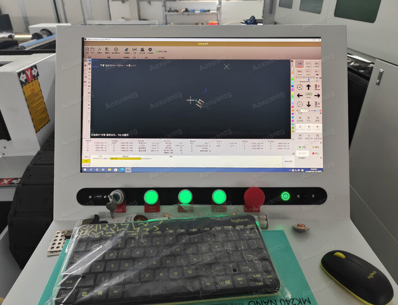 Open Type 3015 Three Chuck Tube And Plate Fiber Laser Cutting Machine 3000w CNC Laser Cutter With Exchange Platform