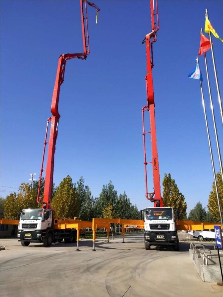 Four bridge 58m concrete pump truck Customized production