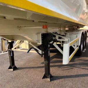 CIMC 4 axles 22/24/26/28/30 ft high strength and durable steel HYVA cylinder offer swift unloading end dump truck semi trailer