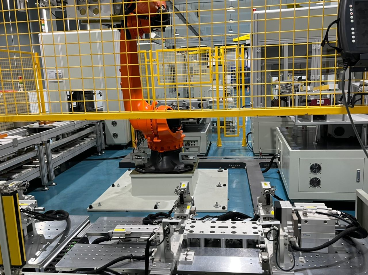 High Capacity Faster Charging Customize Counterweight 80V 400AH LiFePO4 Forklift Battery For Electric Forklift Pallet Truck Forklift Scissor lift With