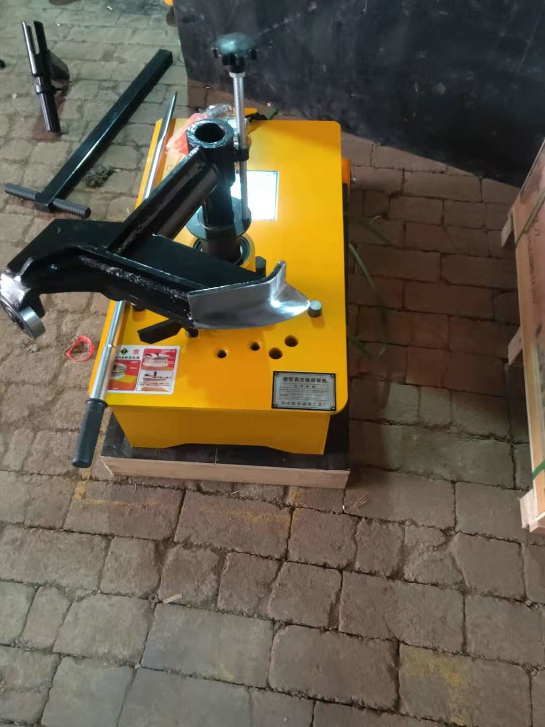3800W 220V Car Tire Repair Tool 12r22.5 Tire Changing Machine