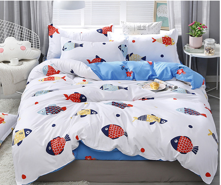 Customized Polyester Printing Bedding Set with 2 Pillowcases and Zipper Direct Supply