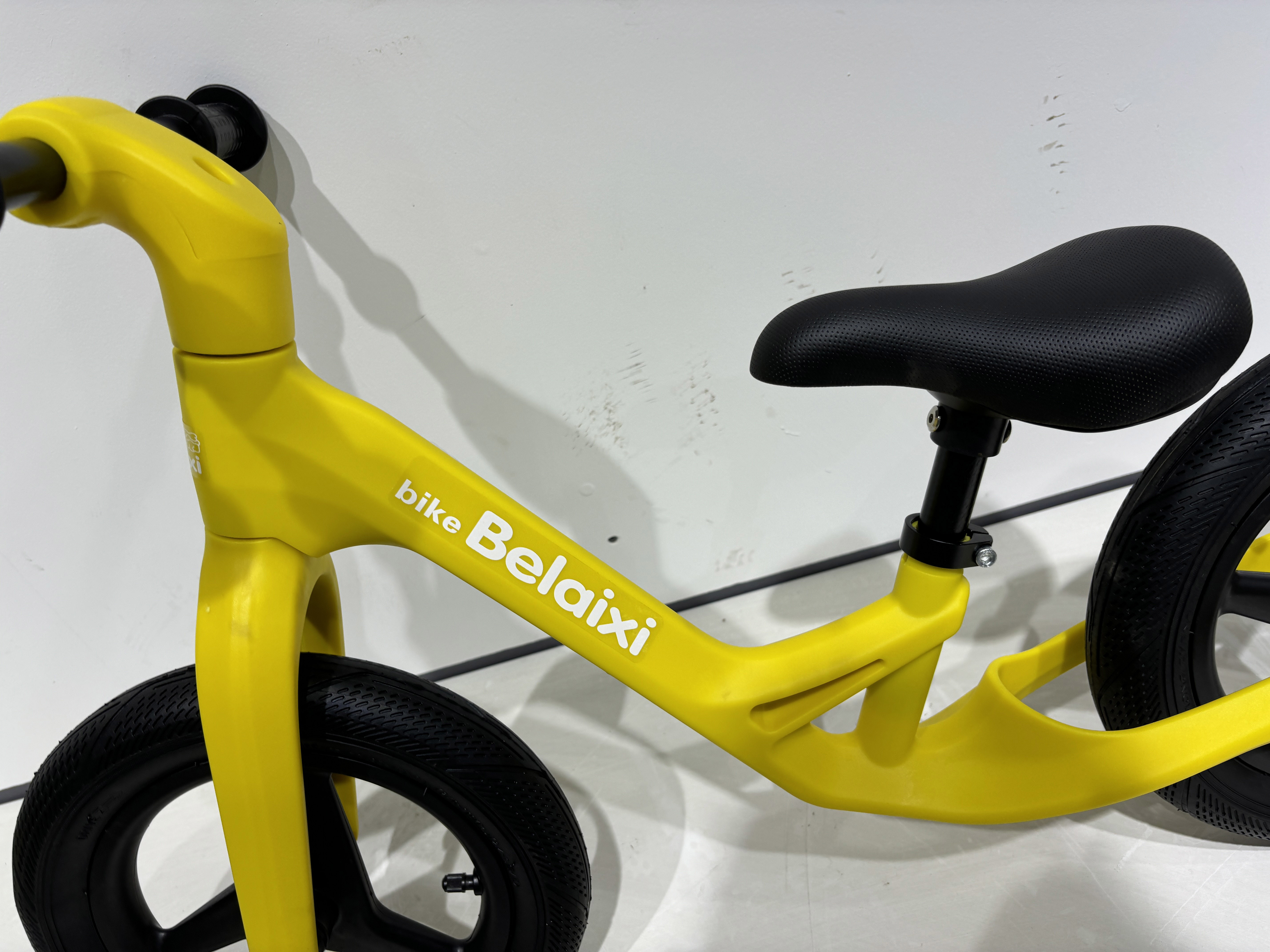 Comfortable Saddle No Brake Childhood Balance Cycle Perfect For Childrens