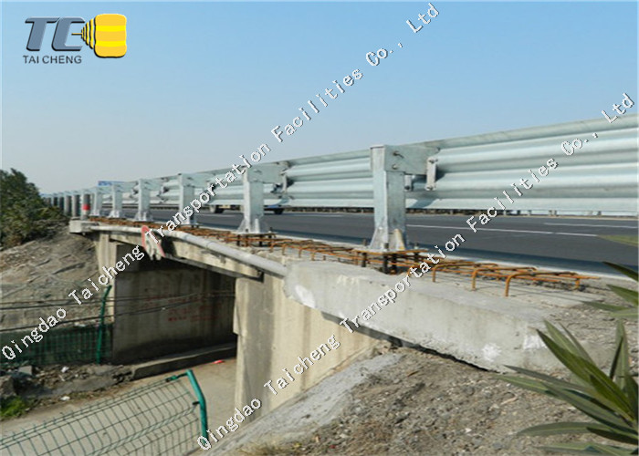 Traffic Highway Guardrail Roadway Safety Crash Barrier W Beam Guardrail