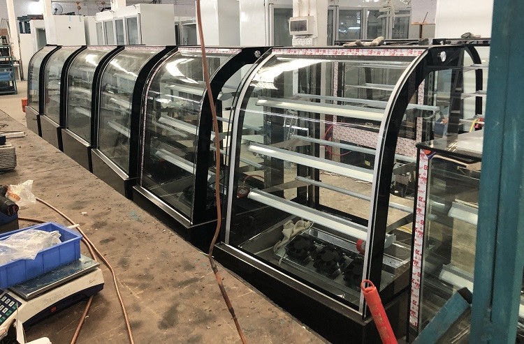 4 Layers Bakery Glass Showcase Fan Cooling Pastry cake Display Cabinet