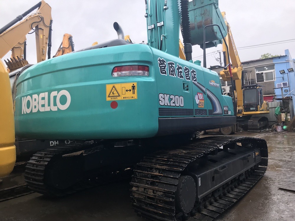 Original 80% New Kobelco SK200-8 Hydraulic Crawer Excavator Secondhand Digger SK200-8 SK200-7 SK220-8
