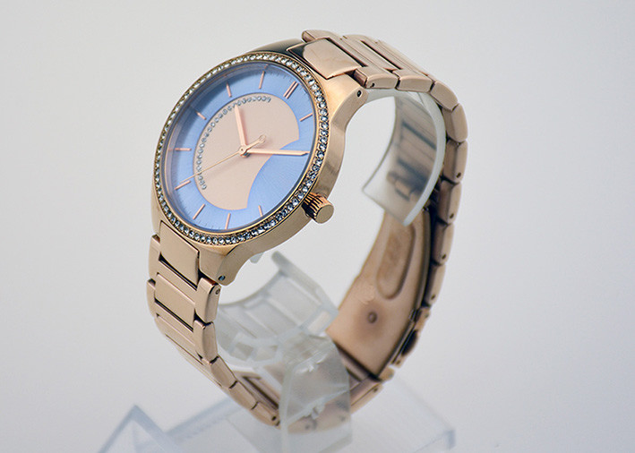 39mm Quartz Stainless Steel Ladies Watch 100m Water Resistant With Swarovski Stones