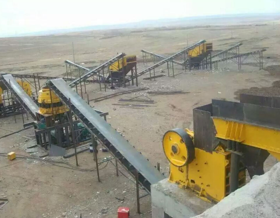 BPH 1680 Jaw Cone Crusher 250kw Iron Ore Crusher CS Series
