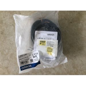 E3Z-LT61 Omron Programmable Logic Controller Automation Japan
