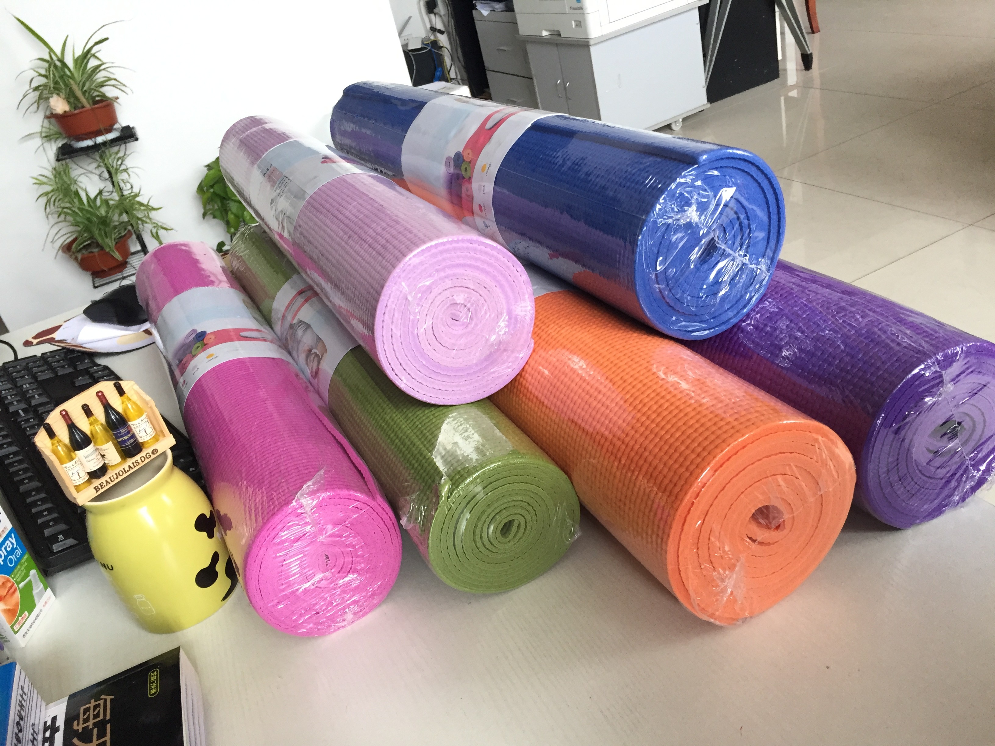 Yoga mat Sport mat 3-8mm thickness