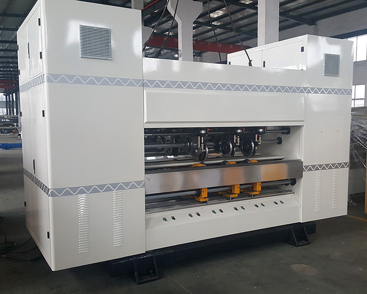 Cardboard Electric Driven Corrugated Slitter Scorer Machine 1800mm