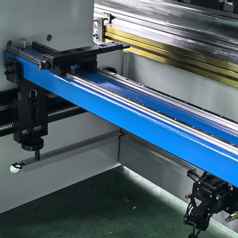 40Tons 3200mm CNC TP10S Hydraulic Press Brakes For Metal Sheet Folding Bending Angle Adjust