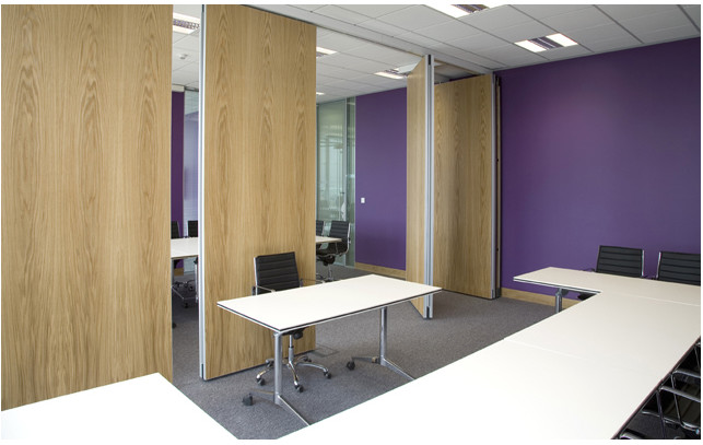 Decorative Sliding Operable Wooden Partition Wall Sound Proofing MDF Board