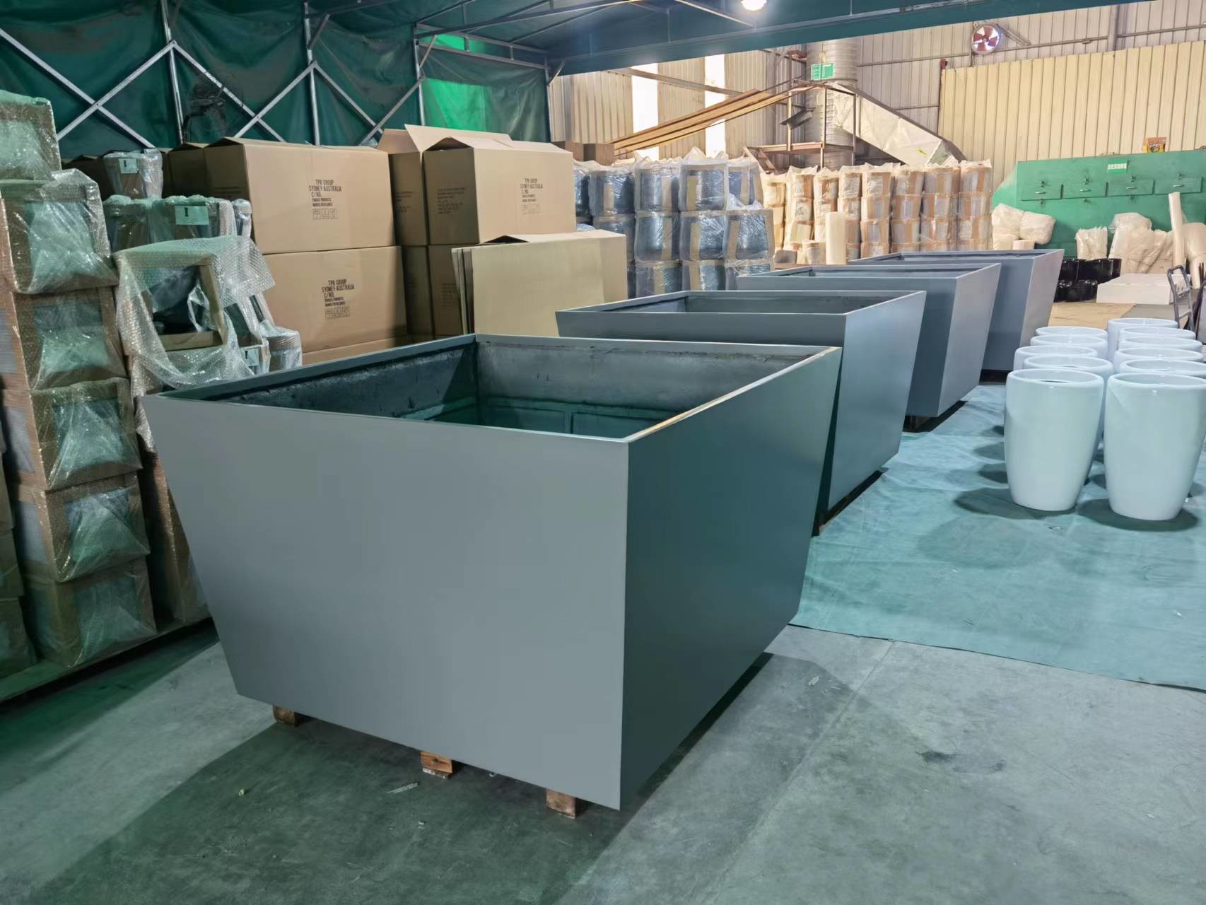 Garden Nursery Fiberglass Flower Pots GRP Large Planter Pots