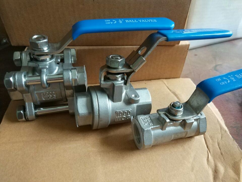 SS Threaded Cast Steel Ball Valve -10℃ To 120℃ Working Temperature Reduced Port