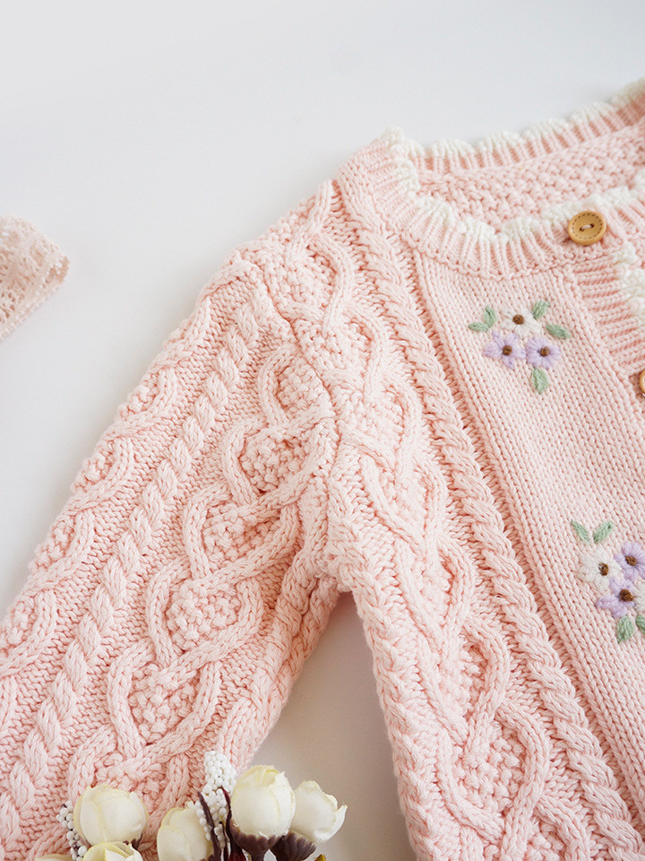 2023 spring and autumn hot sale sweet and lovely solid girls knitted sweater cardigans