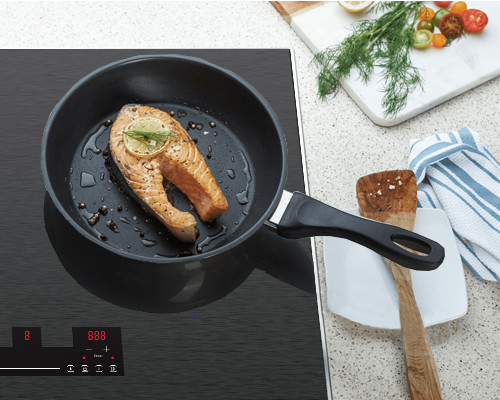 Hotel Digital Display 18.7lb Three Burner Cooktop