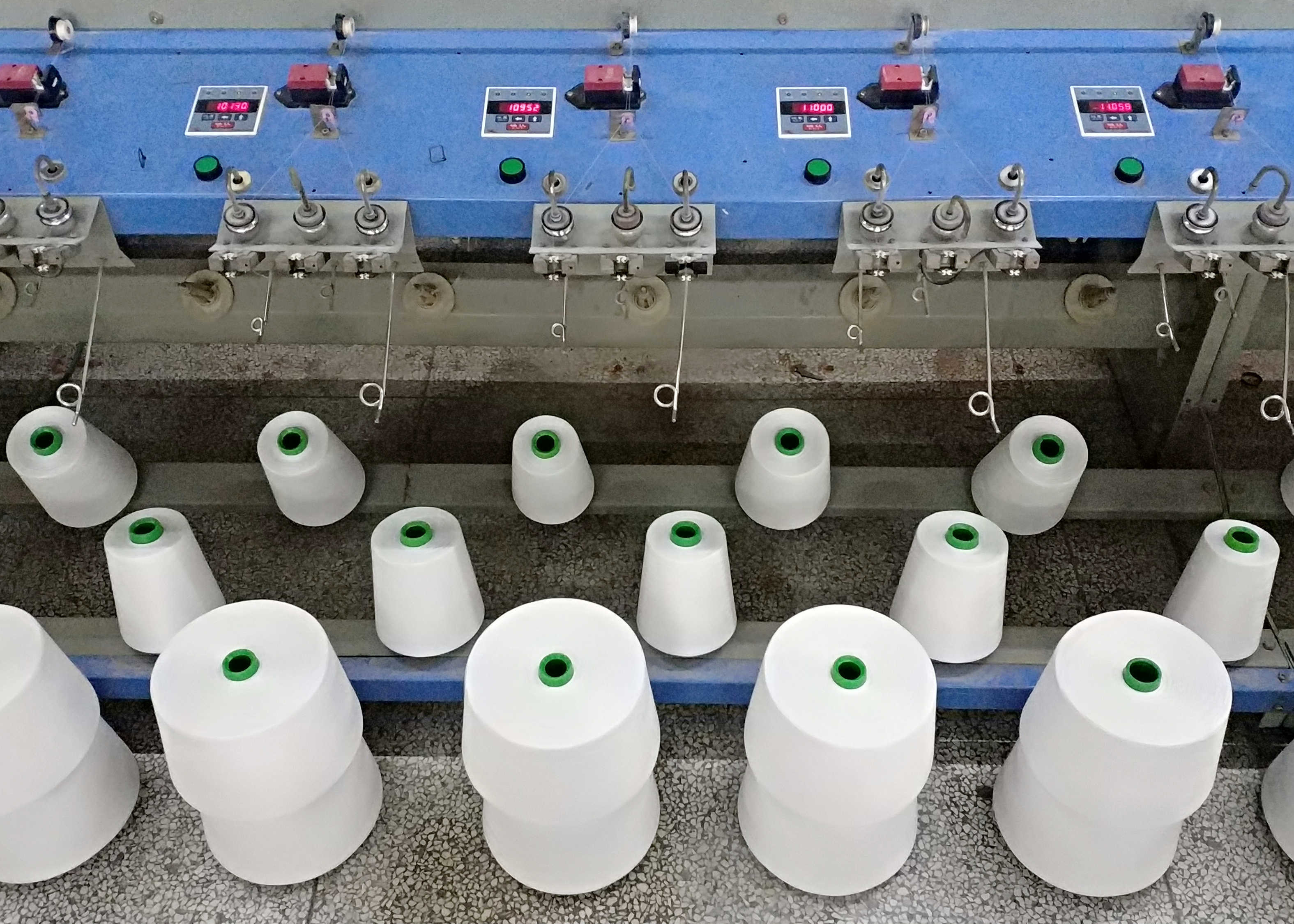 Ne 30S/2 Heat Setting Polyester SP Thread Unwaxed Yarn For Knitting