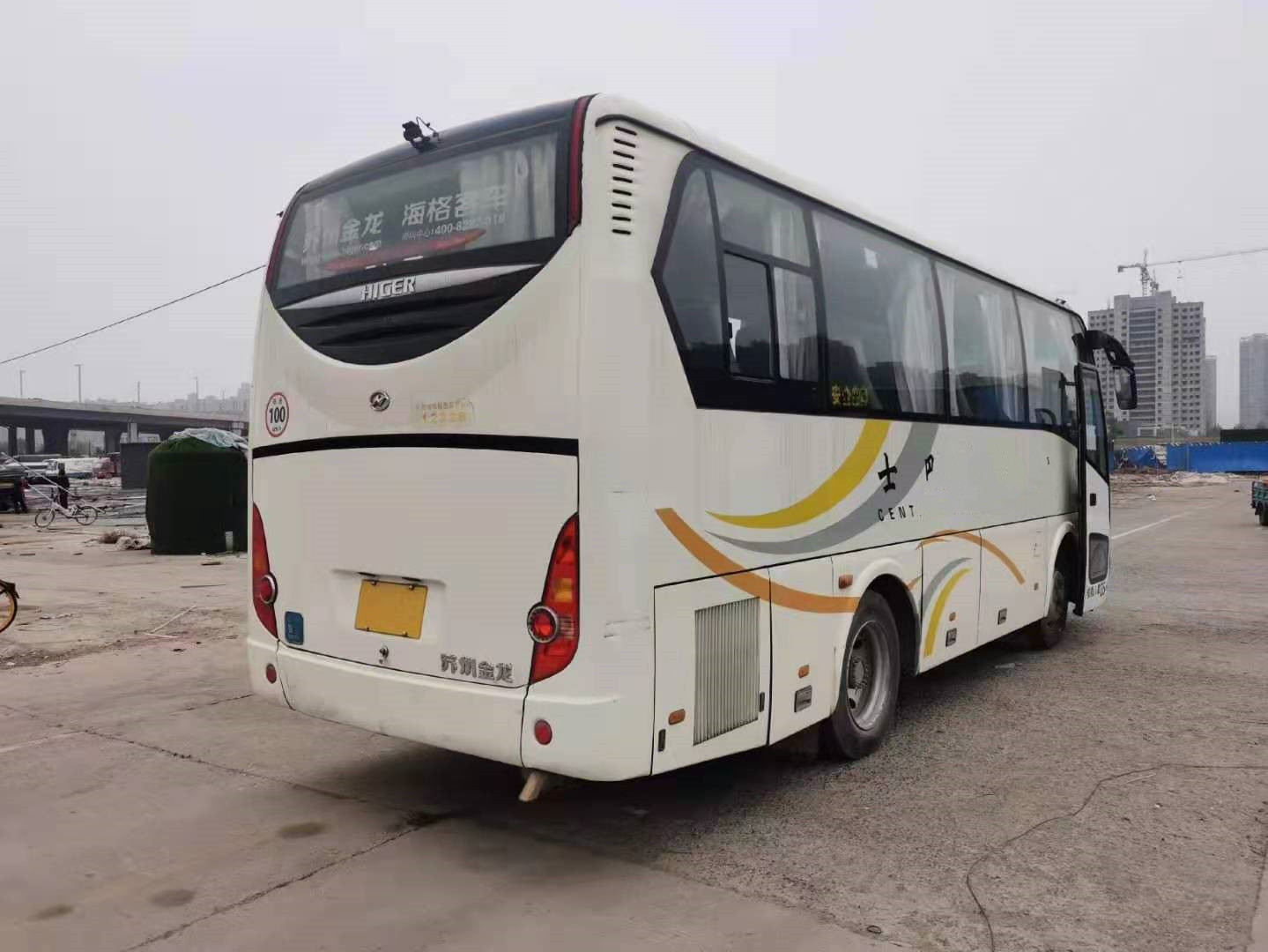 Used Higer Bus KLQ6808 35 Seats Yuchai Rear Engine 140kw Used Coach Bus Steel Chassis Low Kilometer
