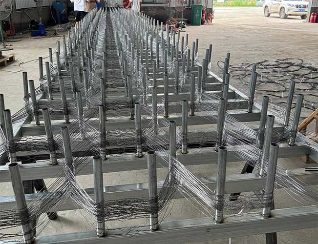 Low Visibility Anti Tank Barrier Steel Wire Fencing For Protection