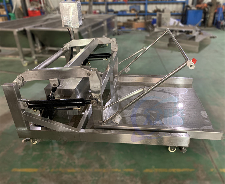 Shrimp processing and feeding machine for large insulated giant refrigerator