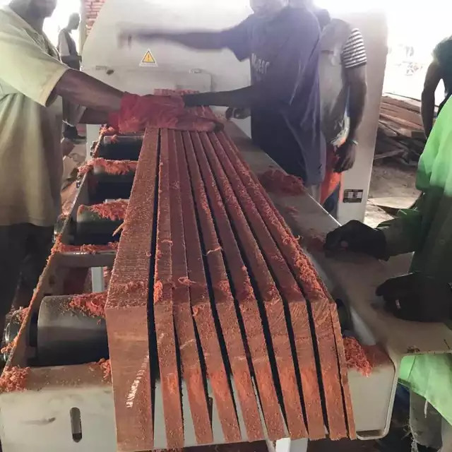Wood Pallet Nailing Machine / EPAL Pallet Wood Making Machine / Wood Pallet Cutting Machine