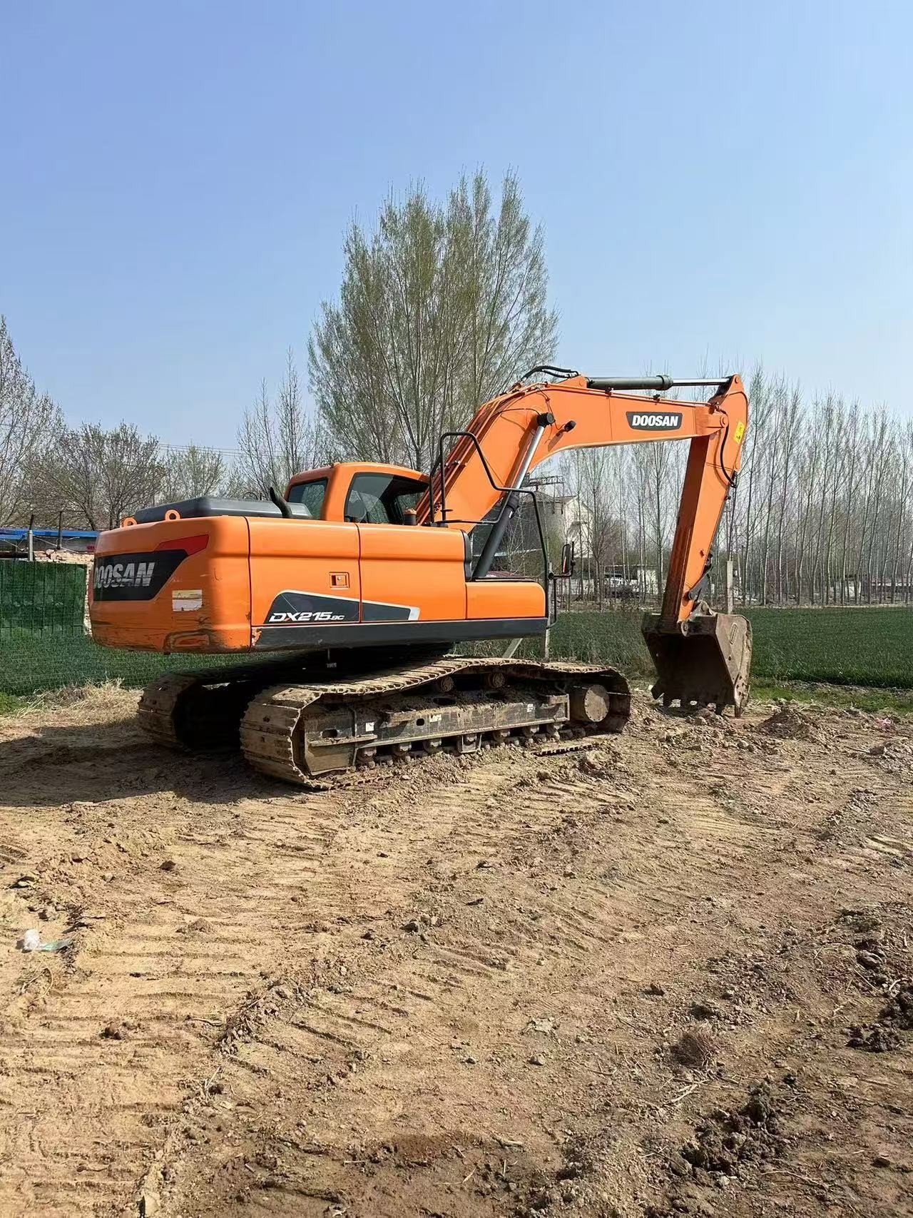 21ton Used Doosan Dx215 Mining Excavator With Strong Power 110KW