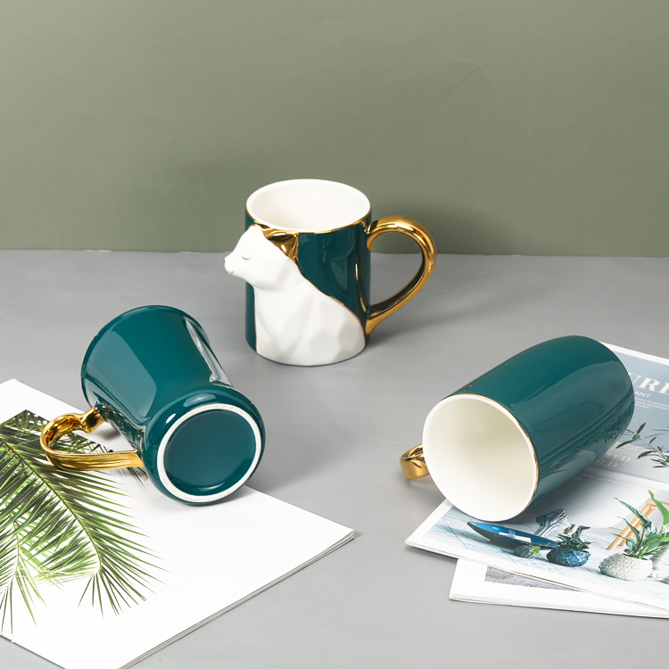 Handmade Ceramic Coffee Cups With Fox Face Pattern 400ml Capacity
