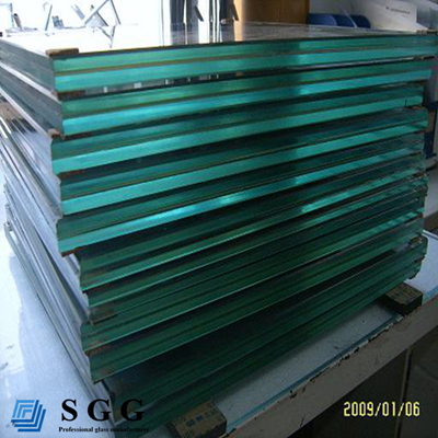 glass laminating wall