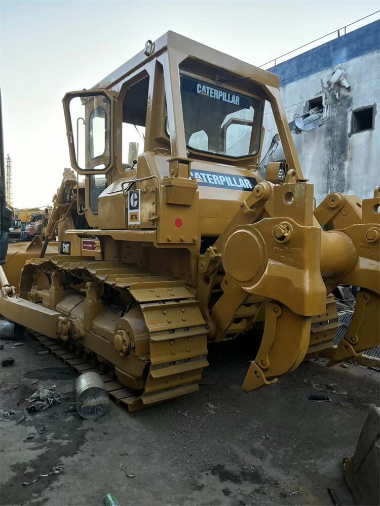 Japan Used CAT D7G Dozer/Cat D6H D6D D6G D7 D7G D7R D7H D8K Bulldozer with 2017 Year