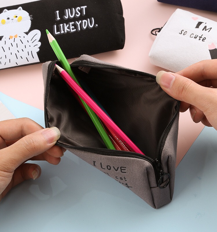 Customized Logo Acceptable Fashion Cartoon Canvas Pen Bag for Junior High School Pupils