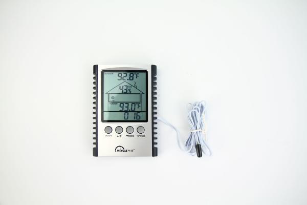 12 Months Battery Life Indoor Outdoor Thermometer Weather Station Mold Indicator