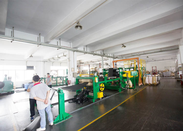 Polyolefin Thermal Insulation Foam PE Rubber Aero Aluminum Foil Foam XLPE Polyethylene Rolls and Sheets
