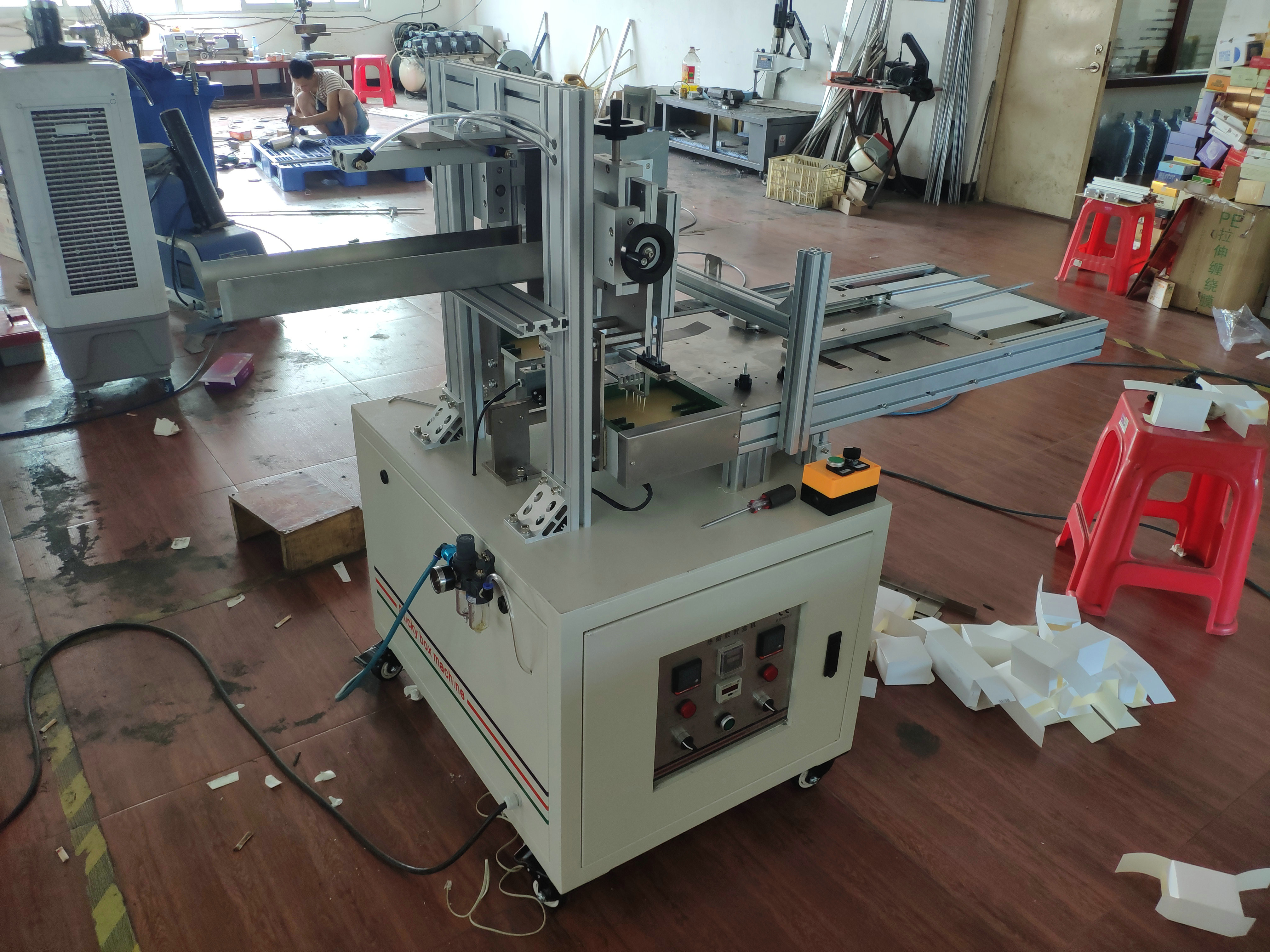 Semi Automatic Box Sealing And Packing Machine 1 Year Warranty