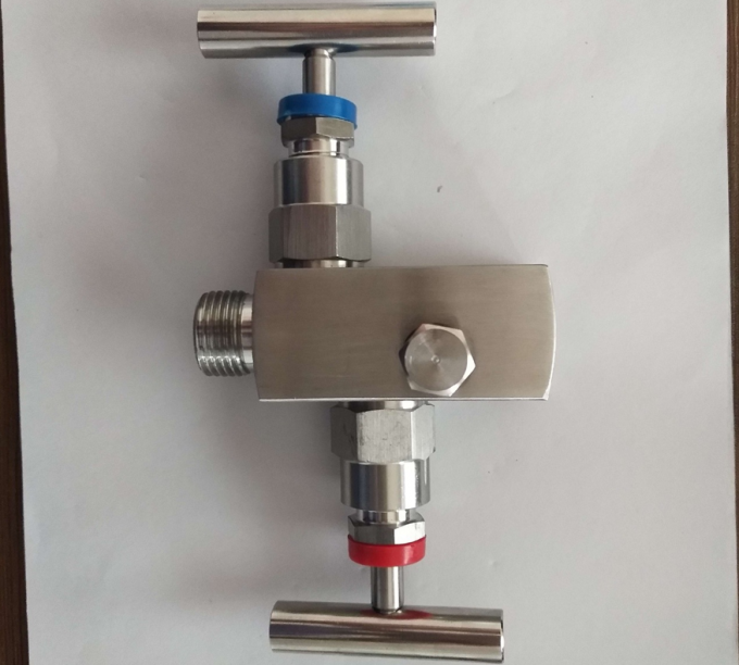 316SS Pressure Transmitter Manifold 6000 PSIG 2 Way 1
