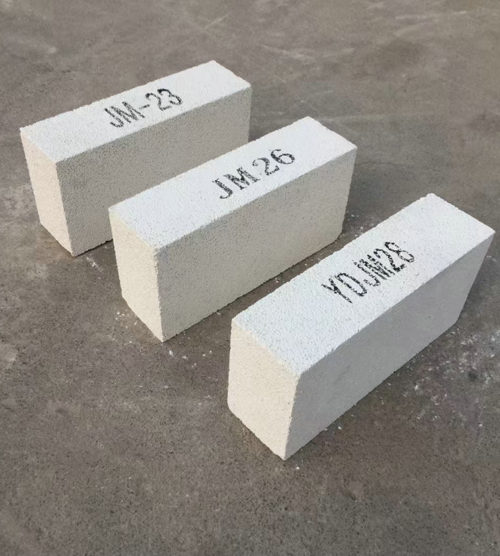 Non Metallic Refractory Insulating Fire Bricks Burning Resistant High Refractoriness