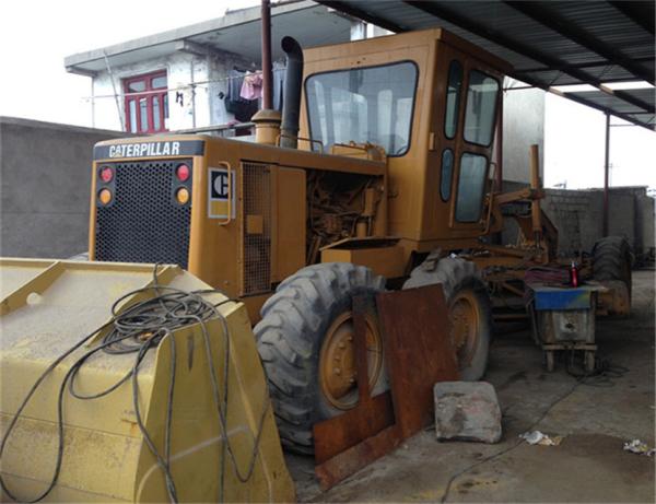 used original 12G caterpillar motor grader with low price,high quality,good