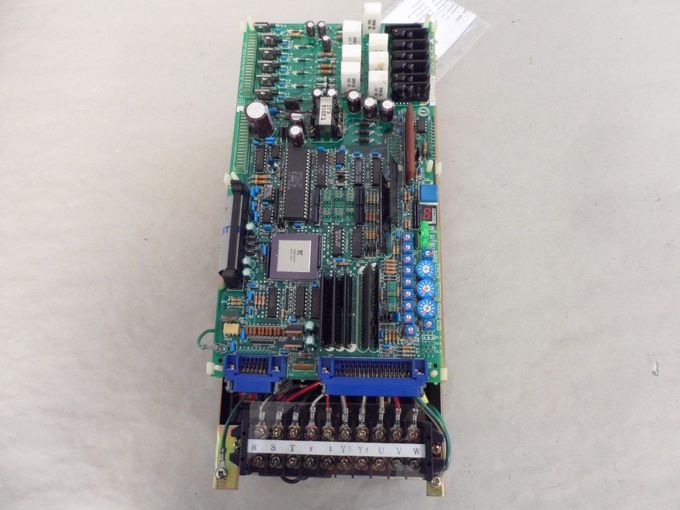 CACR-SR15SZ1SDY214  YASKAWA Servo Drive Original New 3 Working Days Delivery 2