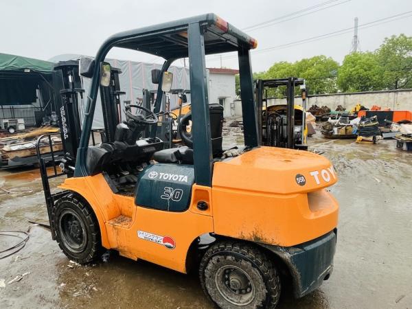 3 Ton Used Toyota Forklift Original From Japan Toyota Forklift Second Hand