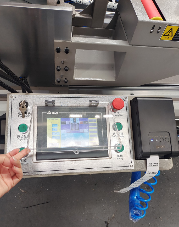 Wide Profile Cutting Saw CNC Double Head Saw For Sale