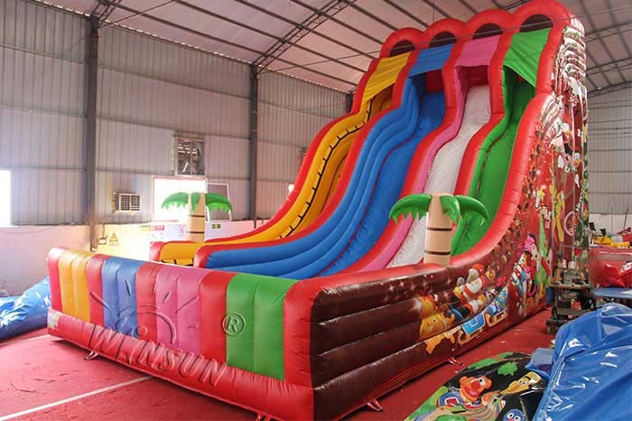 Four Lane Inflatable Dry Slide , Beautiful Rainbow Huge Blow Up Slide