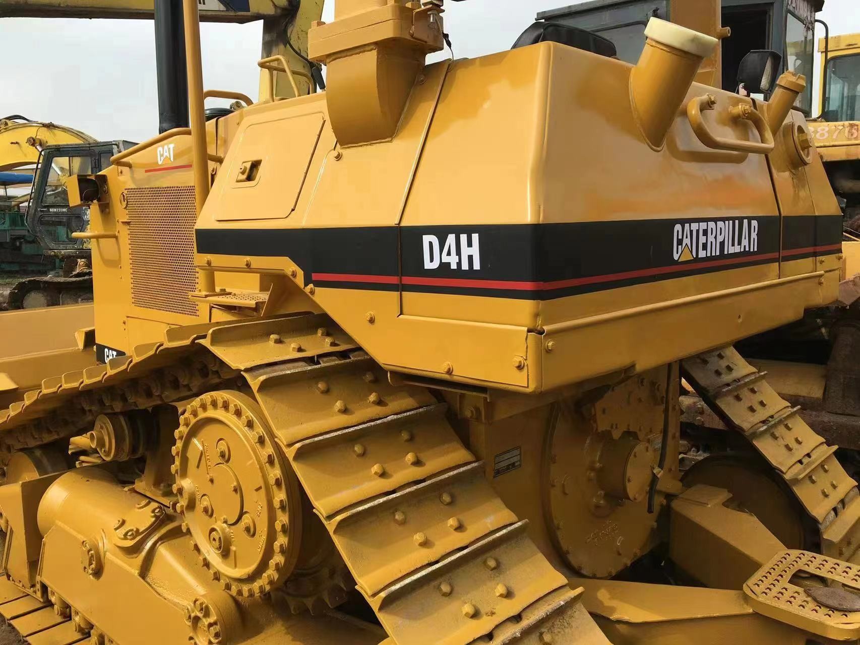 D4h Bulldozer Caterpillar D4h Bulldozer Machine Second Hand Dozer