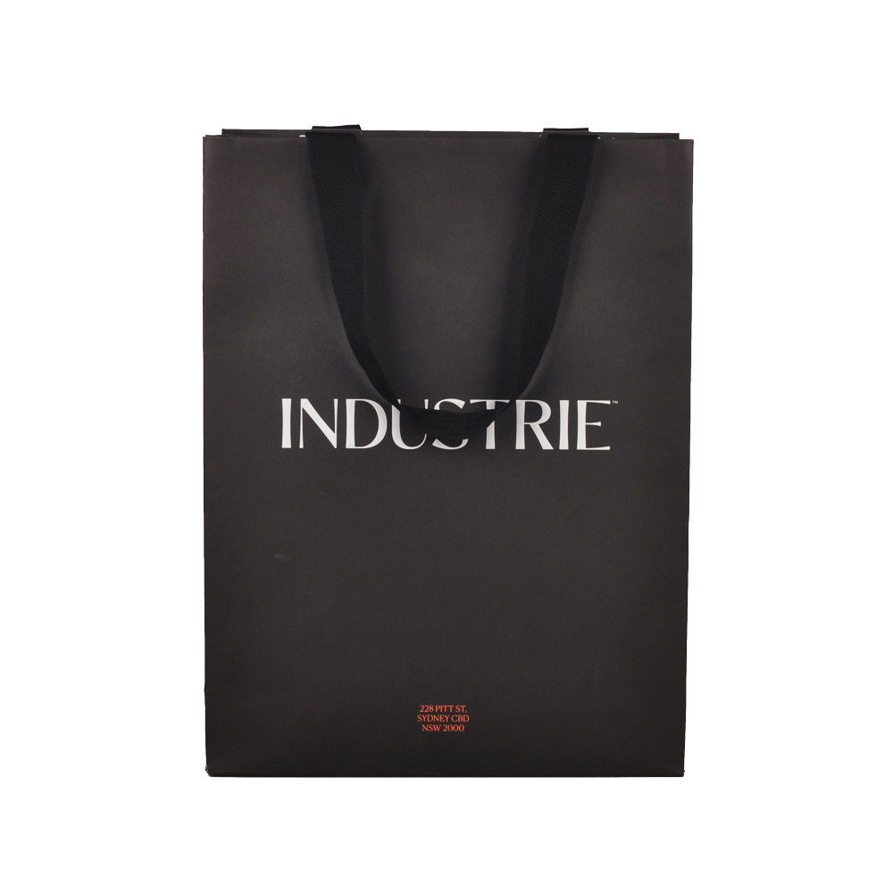 Bright Pink Paper Packaging Bags Matte Lamination With 128gsm 175gsm Thickness