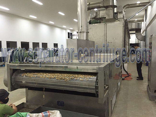 Mesh Industrial Large Capacity Conveyor Belt Dryer Machine For CBD Hemp Leaves