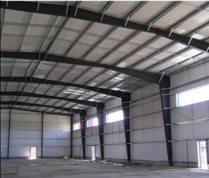 China Long Lasting Prefab Agricultural Buildings Steel Farm Sheds Fire Resistance on sale