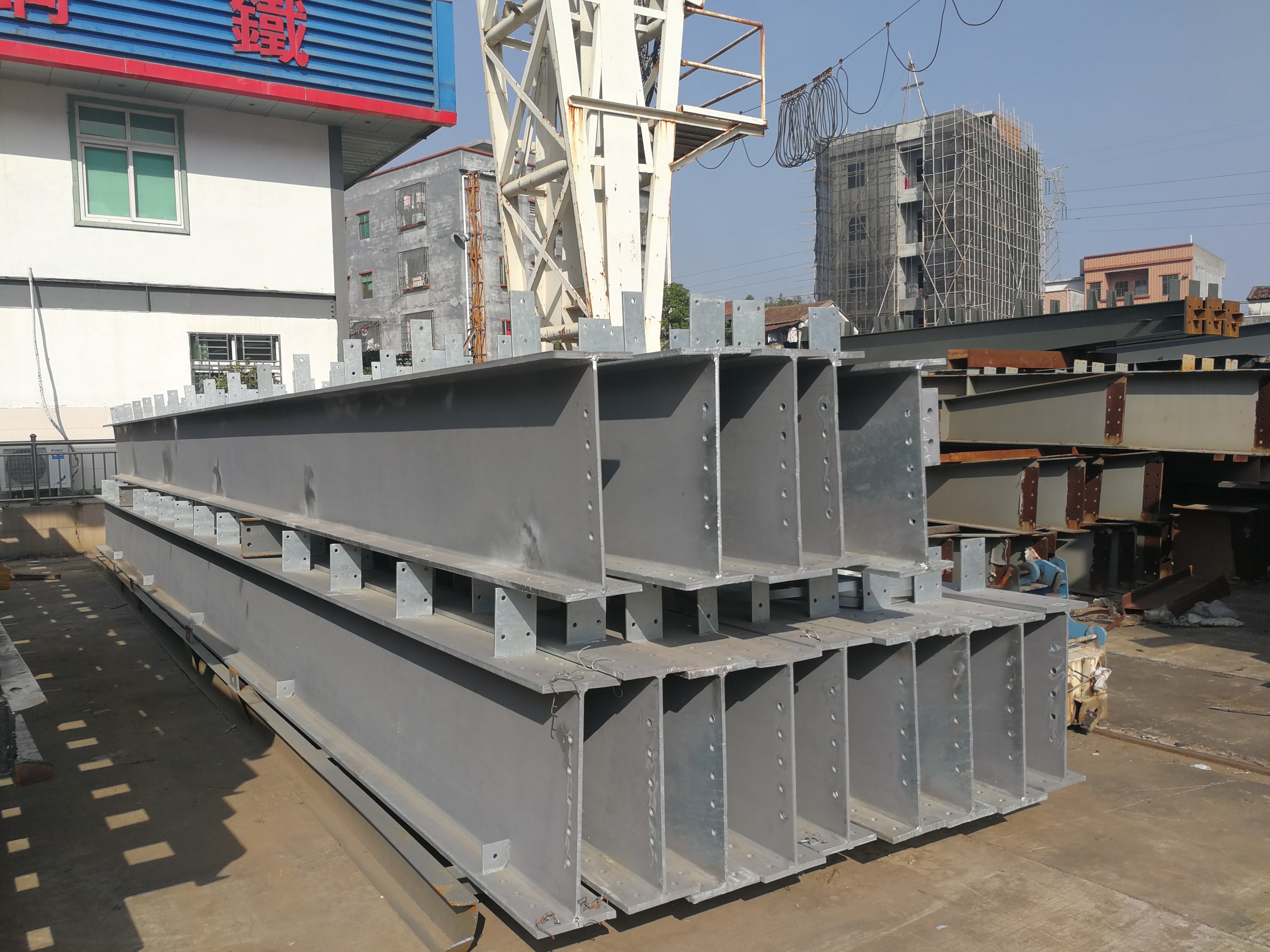 BS Standard Hot Dip Galvanized Prefabricated Workshop Steel Structure Materials